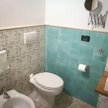 Casa Probo 住宿加早餐酒店 特里卡塞