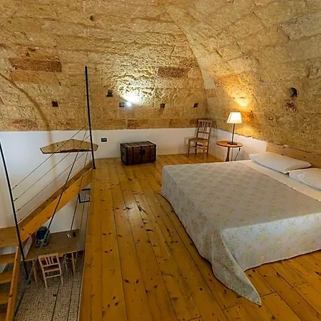 Casa Probo 3* トリカーゼ